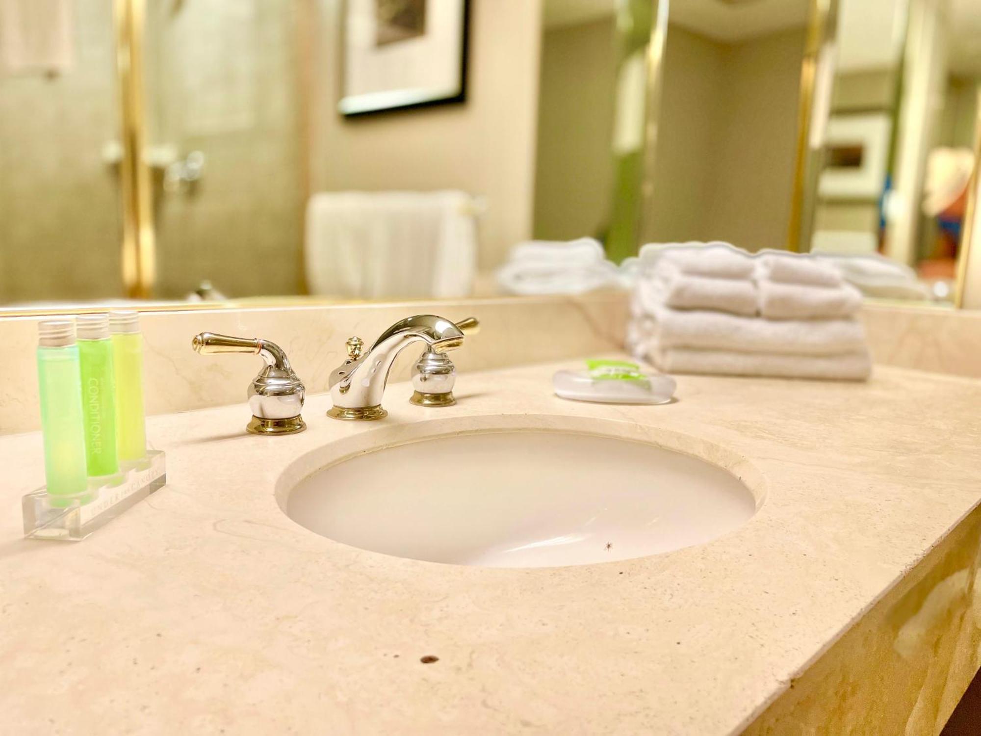 Hillside Haven: Carriage Club Resort Retreat Edgar Экстерьер фото
