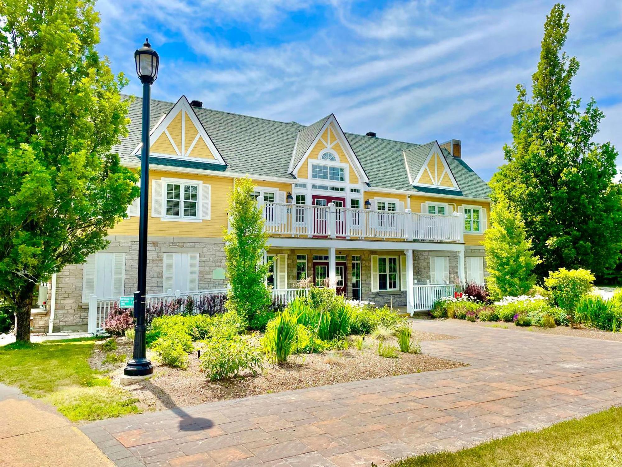 Hillside Haven: Carriage Club Resort Retreat Edgar Экстерьер фото